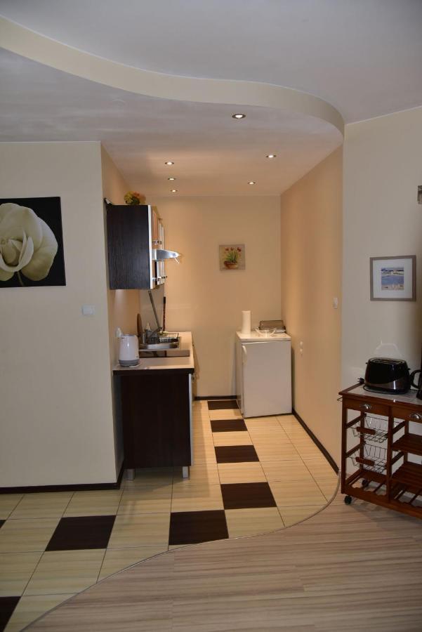 Apartament Sloneczny Brzeg ミエンジズドロイェ エクステリア 写真