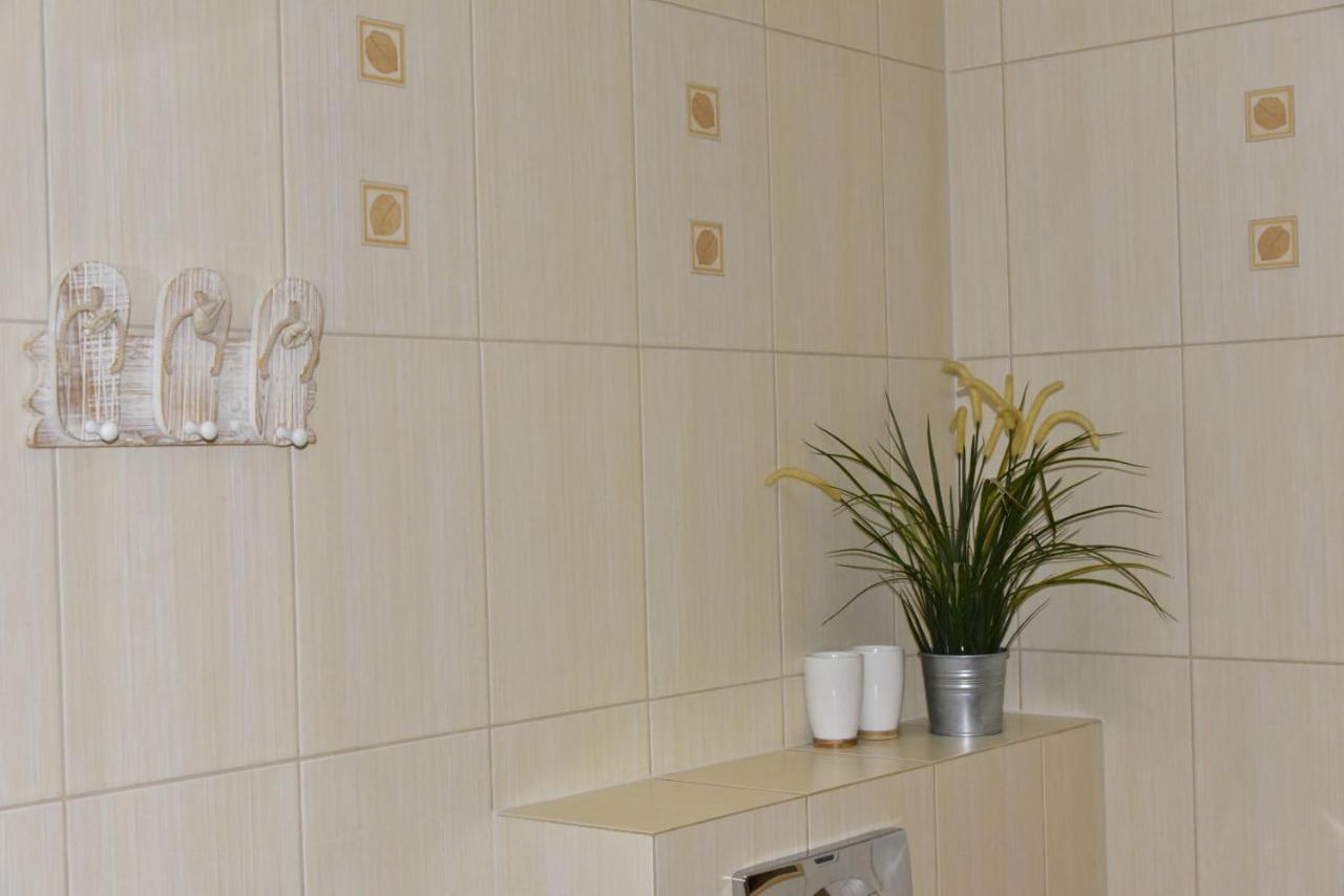 Apartament Sloneczny Brzeg ミエンジズドロイェ エクステリア 写真