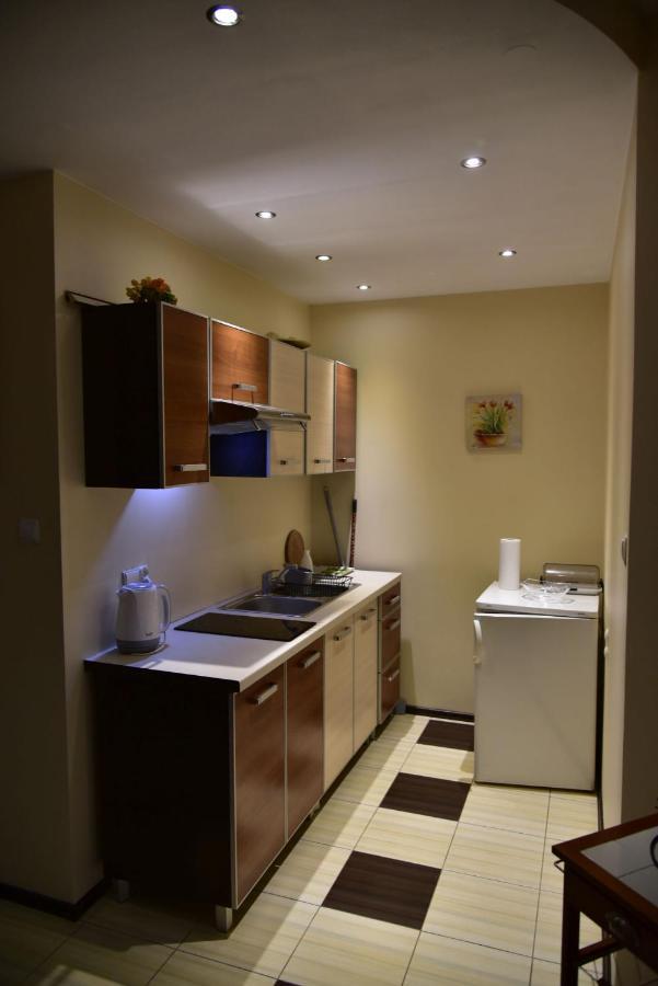 Apartament Sloneczny Brzeg ミエンジズドロイェ エクステリア 写真