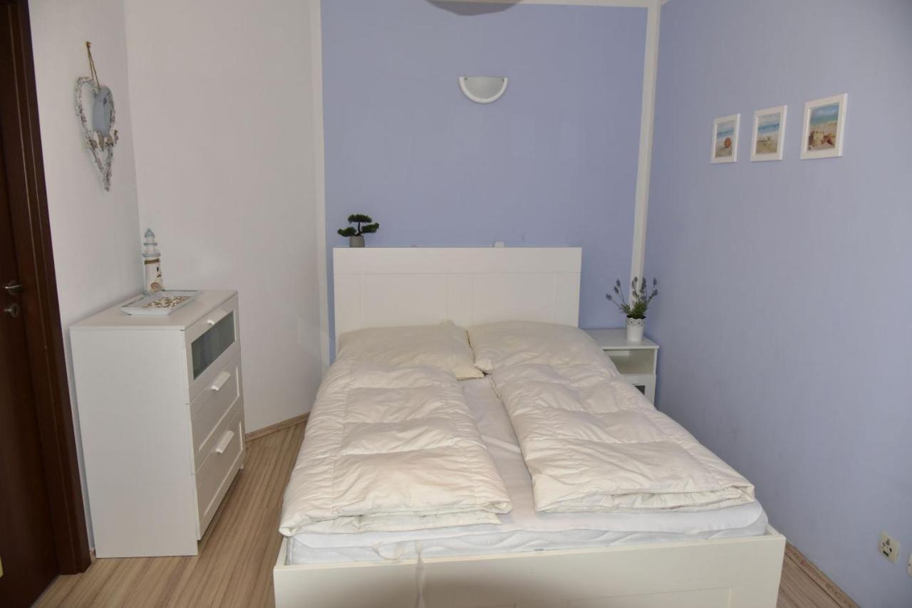 Apartament Sloneczny Brzeg ミエンジズドロイェ エクステリア 写真