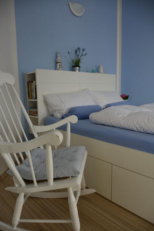 Apartament Sloneczny Brzeg ミエンジズドロイェ 部屋 写真
